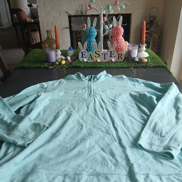 Tommy Bahama XXXL EXCELLENT CO DITION - Picture 2 of 4